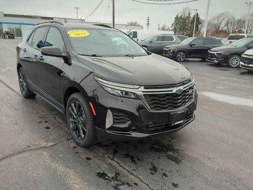 Mosaic Black Metallic 2023 Chevrolet Equinox RS