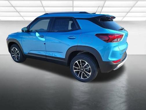 Marina Blue 2026 Chevrolet Trailblazer LT