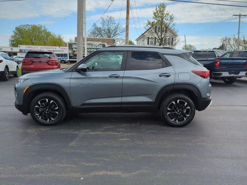 Satin Steel Metallic 2021 Chevrolet Trailblazer LT