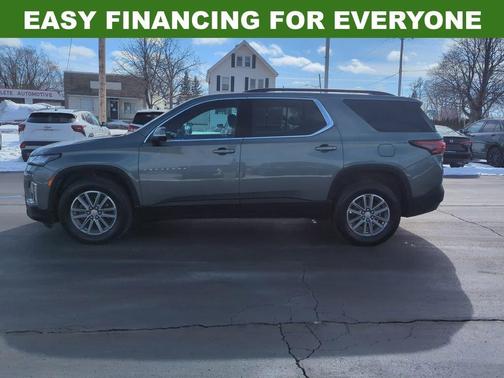 2023 Chevrolet Traverse LT Cloth