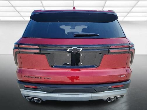 Radiant Red 2026 Chevrolet Traverse Z71