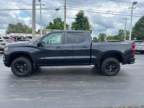 Dark Ash Metallic 2023 Chevrolet Silverado 1500 LT Trail Boss