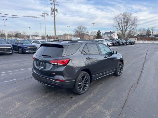 2023 Chevrolet Equinox RS