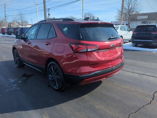 2023 Chevrolet Equinox RS