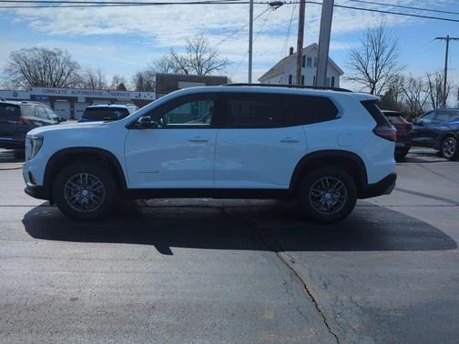 Summit White 2025 GMC Acadia Elevation