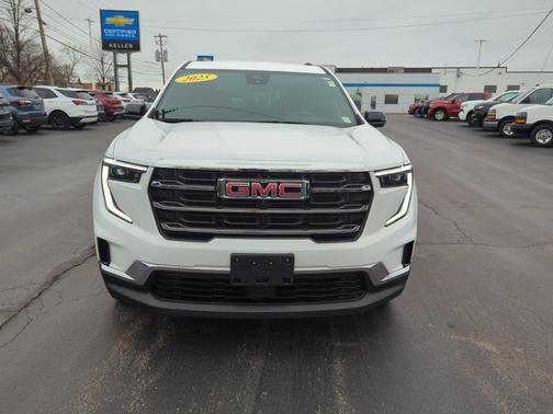 Summit White 2025 GMC Acadia Elevation