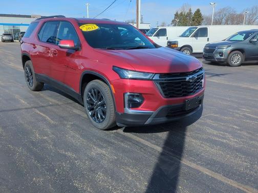 Radiant Red 2023 Chevrolet Traverse RS