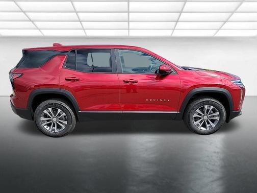 Radiant Red 2026 Chevrolet Equinox LT