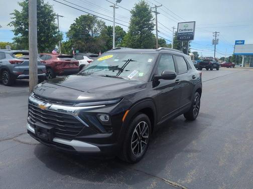 Mosaic Black Metallic 2024 Chevrolet Trailblazer LT