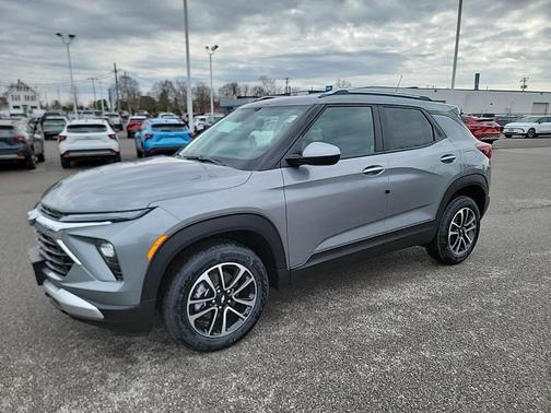 Sterling Gray Metallic 2026 Chevrolet Trailblazer LT