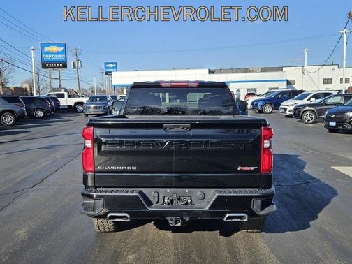 2022 Chevrolet Silverado 1500 RST