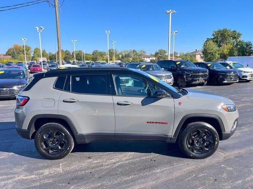 2023 Jeep Compass Trailhawk