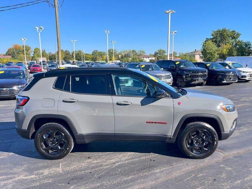 2023 Jeep Compass Trailhawk