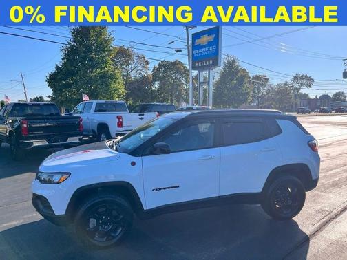 Bright White Clearcoat 2024 Jeep Compass Trailhawk