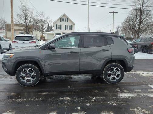 2022 Jeep Compass Trailhawk