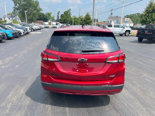 2023 Chevrolet Equinox RS