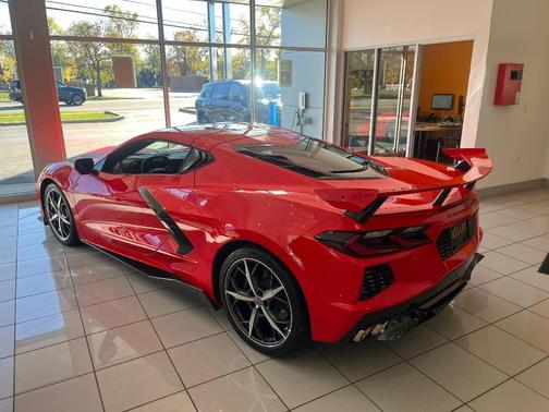 2023 Chevrolet Corvette Stingray w/1LT
