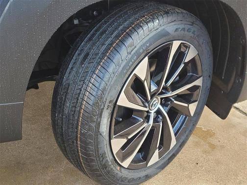 2026 Mazda CX-50 Premium Plus