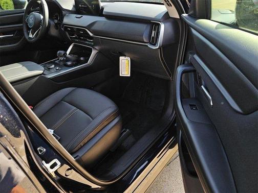 2025 Mazda CX-90 3.3 Turbo Select Package