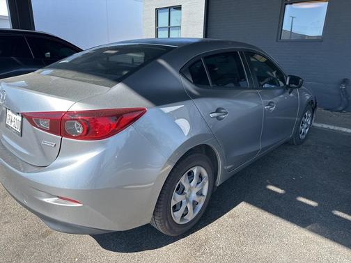 2015 Mazda Mazda3 i SV