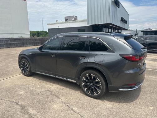 Machine Gray Metallic 2024 Mazda CX-90 Premium