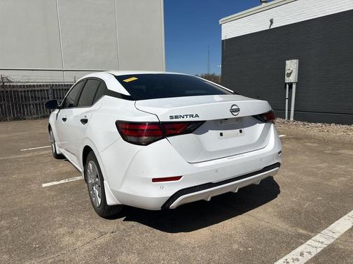 Cloud White 2024 Nissan Sentra S
