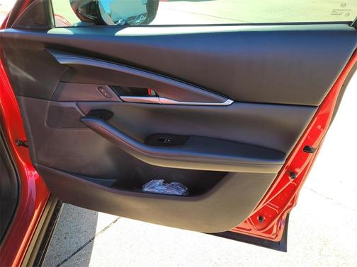 2025 Mazda CX-30 Select