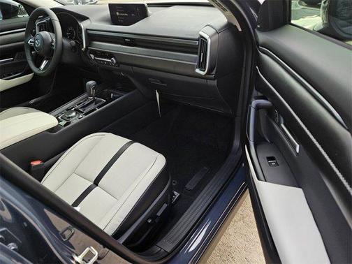 2026 Mazda CX-50 Premium