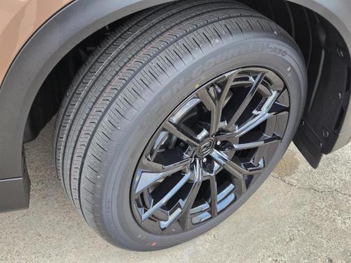 Melting Copper Metallic 2026 Mazda CX-70 CX-70