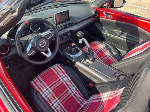 2016 Mazda MX-5 Miata Club