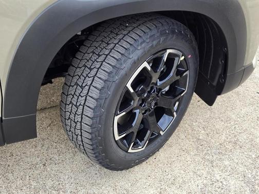 Zircon Sand Metallic 2026 Mazda CX-50 2.5 Turbo Meridian Edition