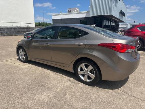 Desert Bronze 2013 Hyundai ELANTRA GLS