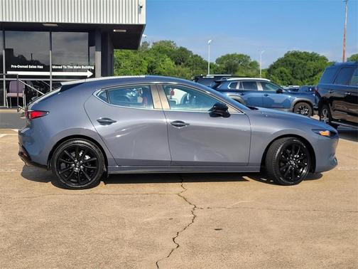 2023 Mazda Mazda3 2.5 S Carbon Edition
