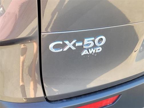 2025 Mazda CX-50 2.5 S Preferred Package