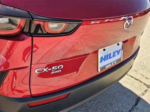2025 Mazda CX-50 2.5 S Preferred Package