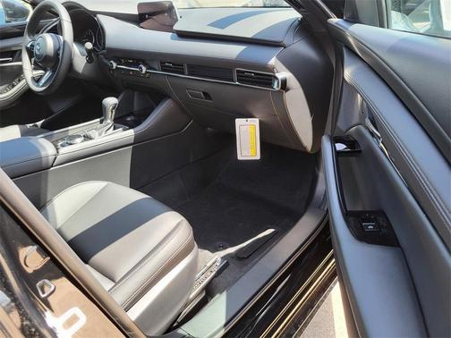 2025 Mazda Mazda3 FWD w/Preferred Package