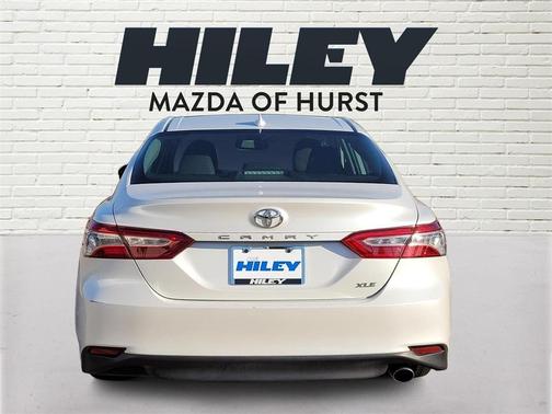 2019 Toyota Camry XLE