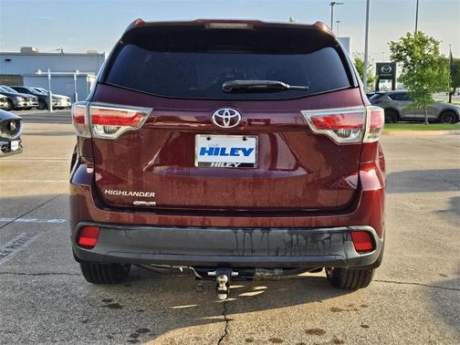 2016 Toyota Highlander LE