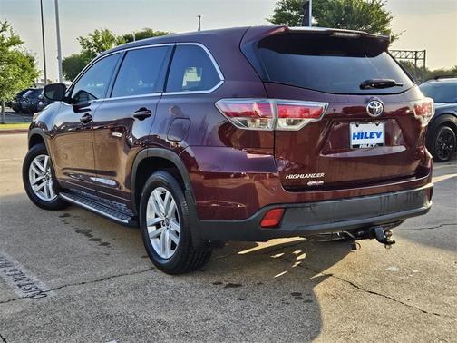 2016 Toyota Highlander LE