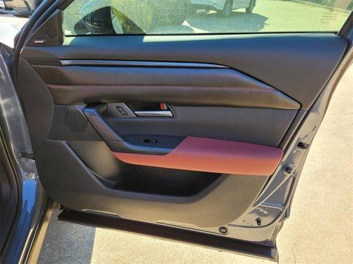 2026 Mazda CX-50 Premium