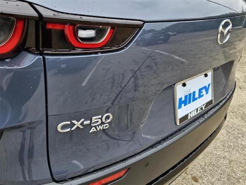 2026 Mazda CX-50 Premium