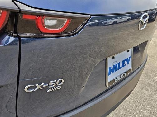 2025 Mazda CX-50 2.5 S Preferred Package