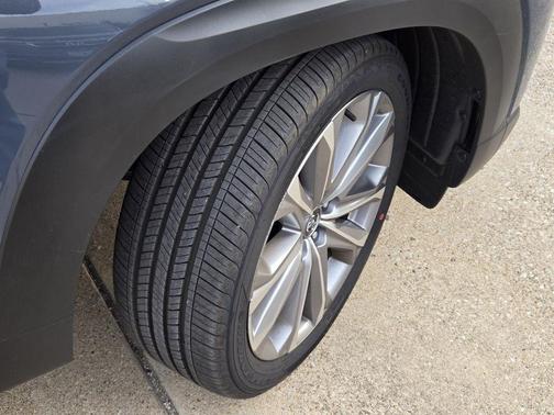 2026 Mazda CX-50 Premium