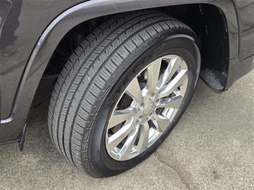 2018 Jeep Cherokee Overland