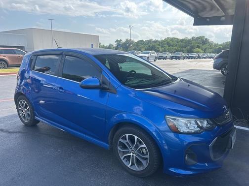 2017 Chevrolet Sonic LT