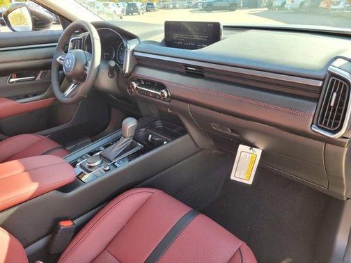 2026 Mazda CX-50 Premium Plus