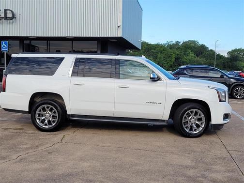 2017 GMC Yukon XL SLT