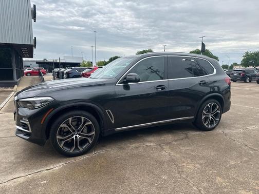 Gray 2019 BMW X5 xDrive40i