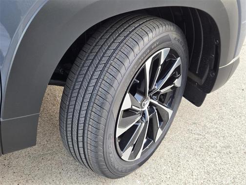 2026 Mazda CX-50 Premium Plus