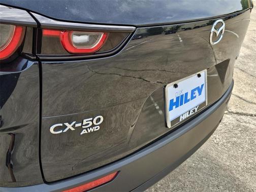 2025 Mazda CX-50 2.5 S Preferred Package